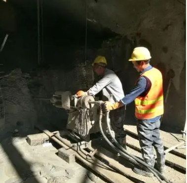 大余水下抗分散灌浆料特点 水下不分散注浆料介绍