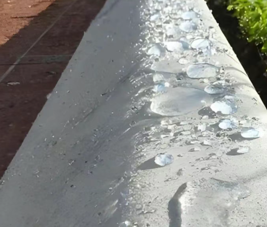 大余硅烷浸渍涂料在混凝土保护中的应用